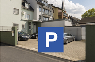 Parkplätze hinter der Kleintierpraxis